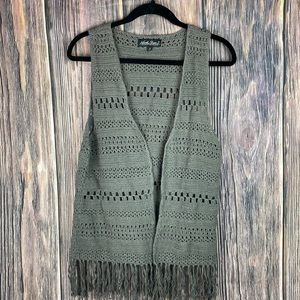 North River Outfitters Gray Knit Vest- Size Medium